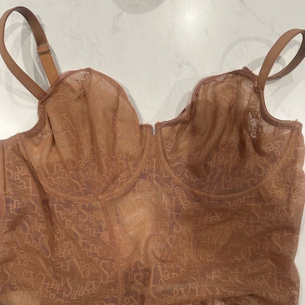 NWT Savage X Fenty Tan Monogram Thong Bodysuit 2X - Picture 1 of 4